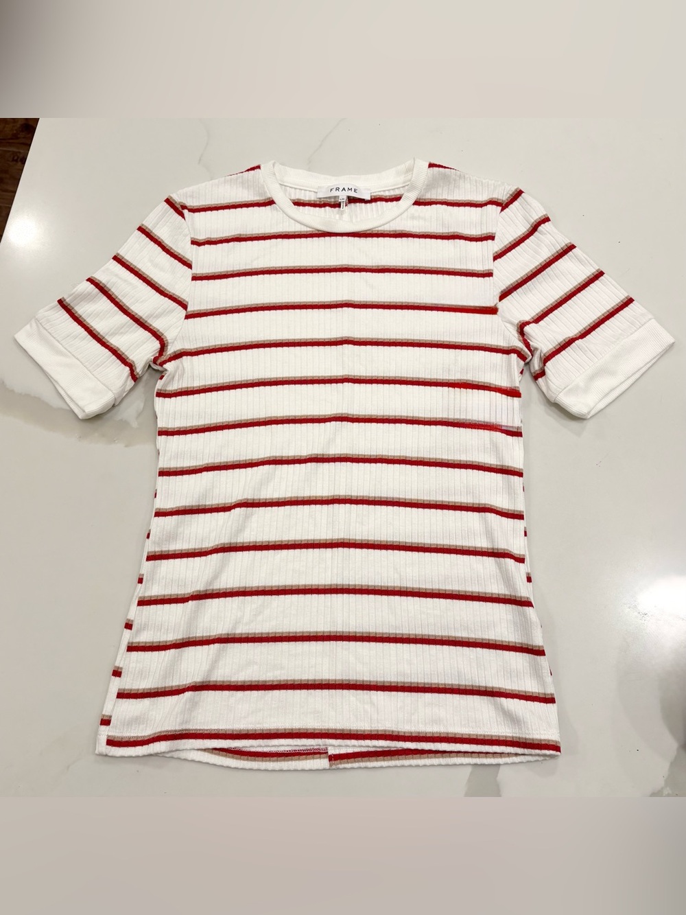 FRAME White and Red/beige Stripped Ribbed Short Sleeve Tee, Sz Large